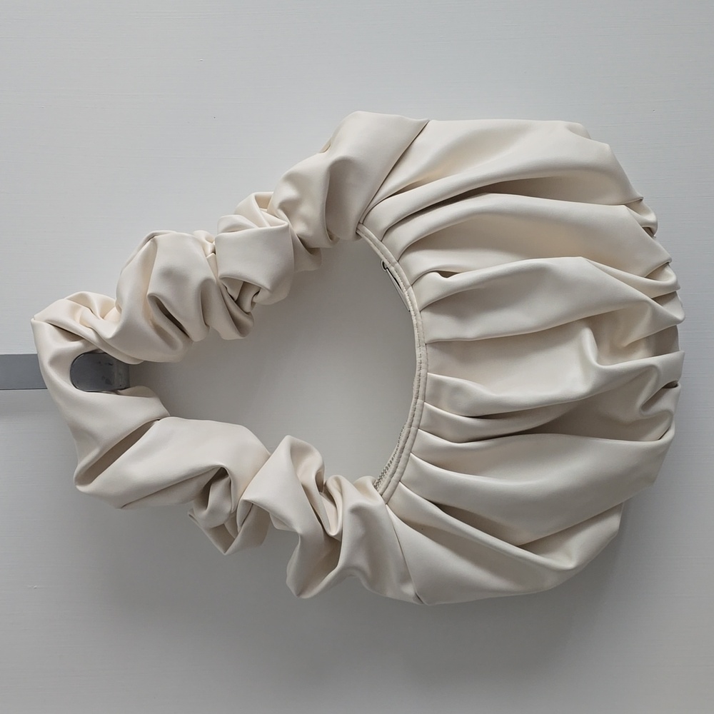 ASOS DESIGN super ruched grab clutch bag in off white| NWOT - Picture 3 of 8